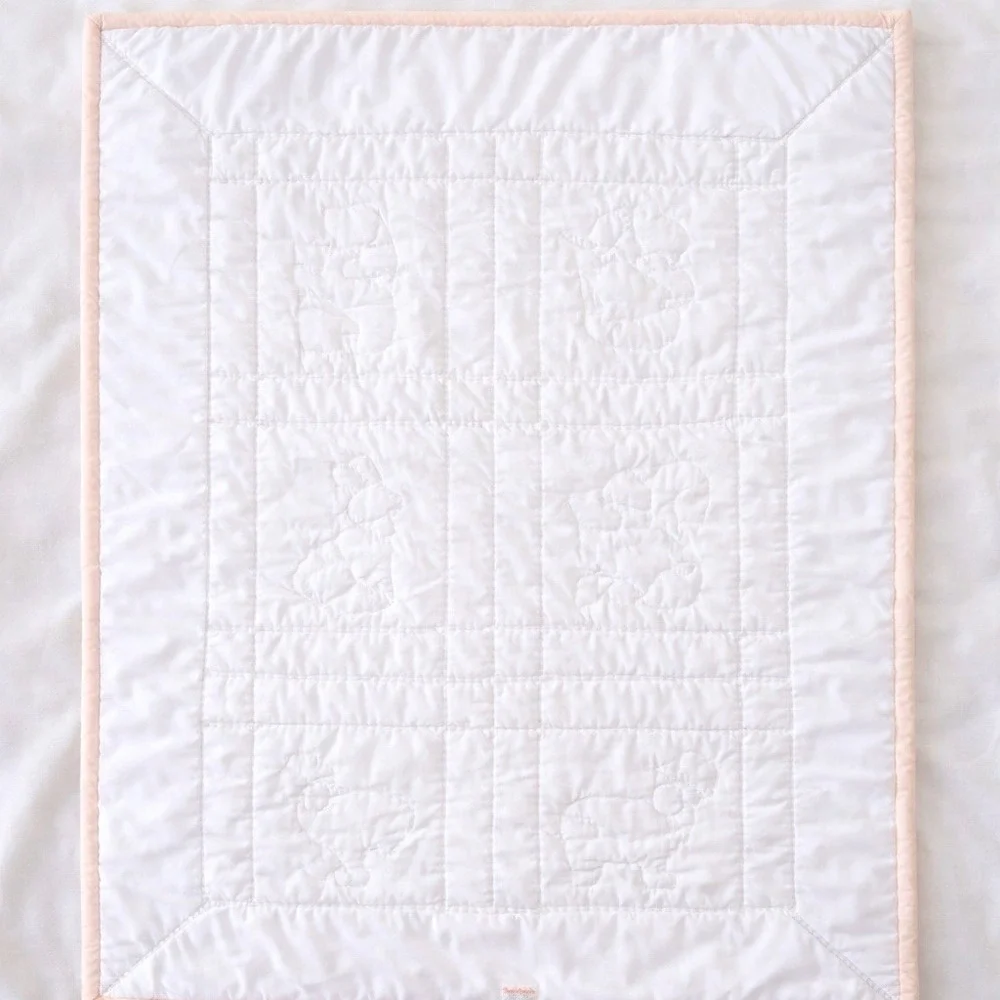 VTG House of Hatten Pastel Baby Quilt Blanket Animals 46x35 Nursery EUC
